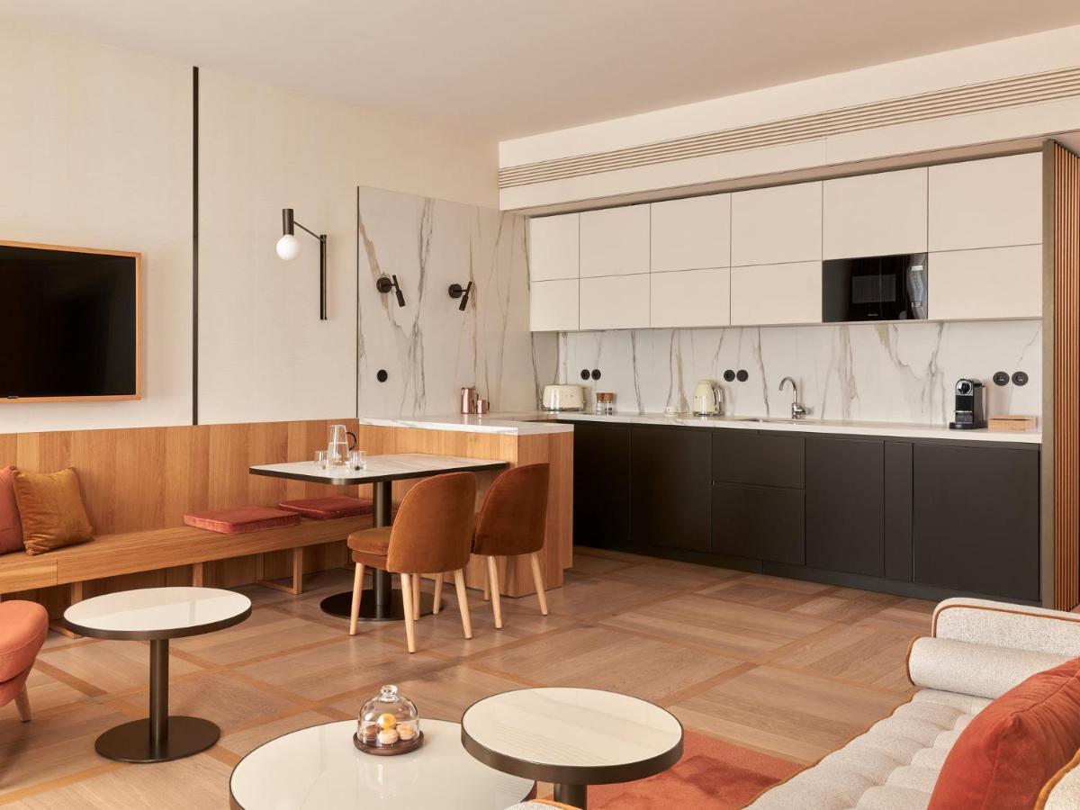 The Julius 5* Prague